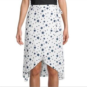 New Chaser Star Wrap Style Skirt Size Medium